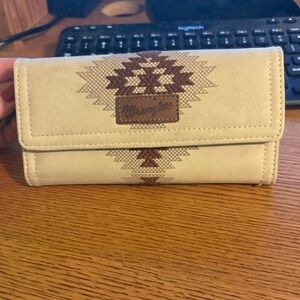 Wrangler Tan Wallet with Geometric Pattern